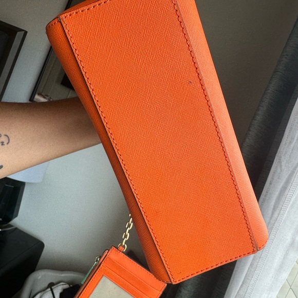 Tory Burch Emerson Mini with Wallet - Picture 4 of 7